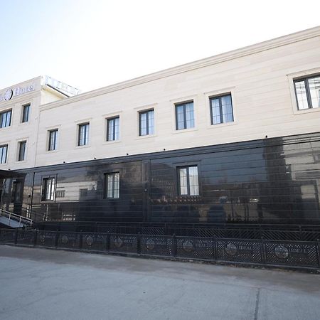 Ideal Hotel Nukus Exterior photo